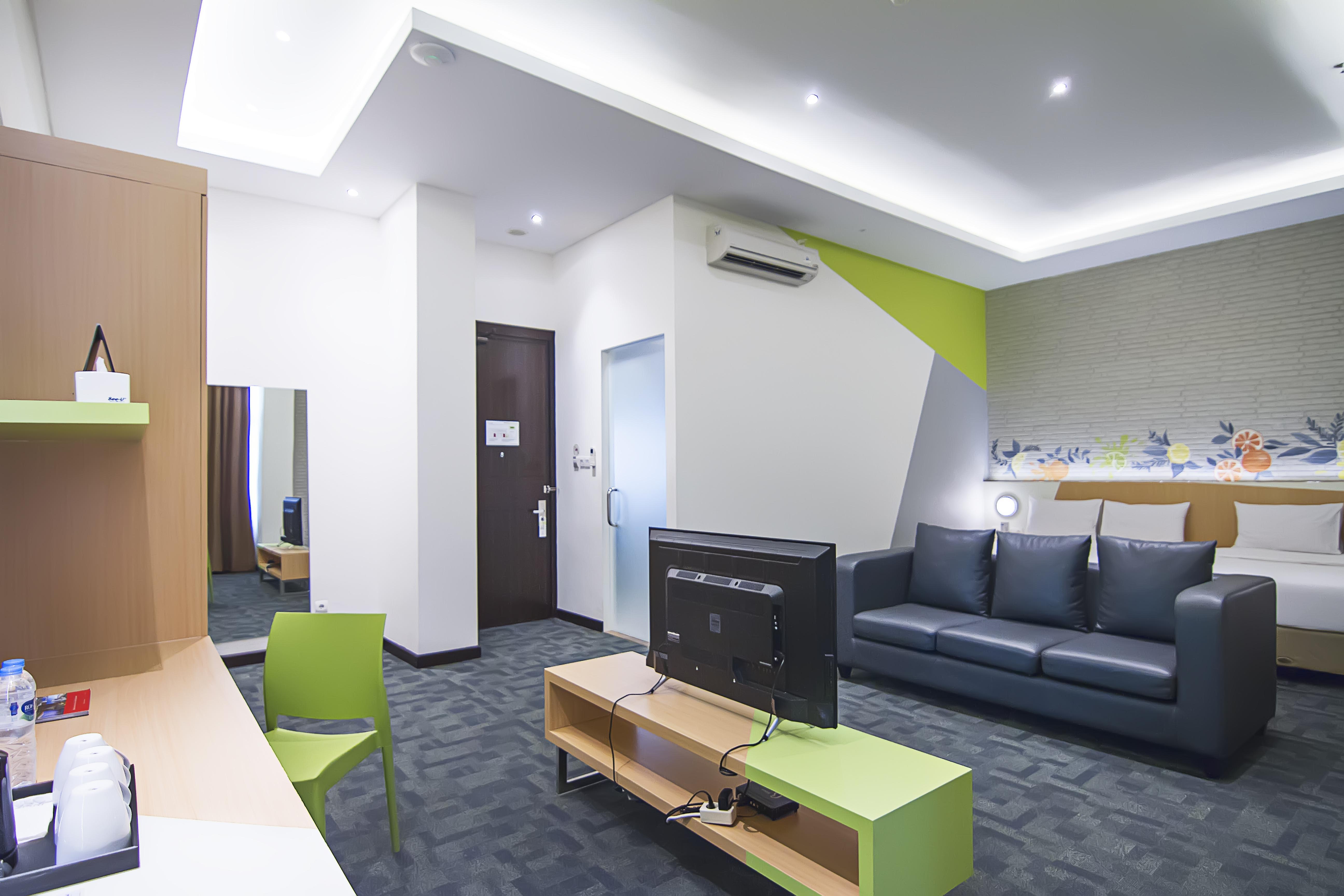 Zest Sukajadi Bandung By Swiss-Belhotel International Екстериор снимка
