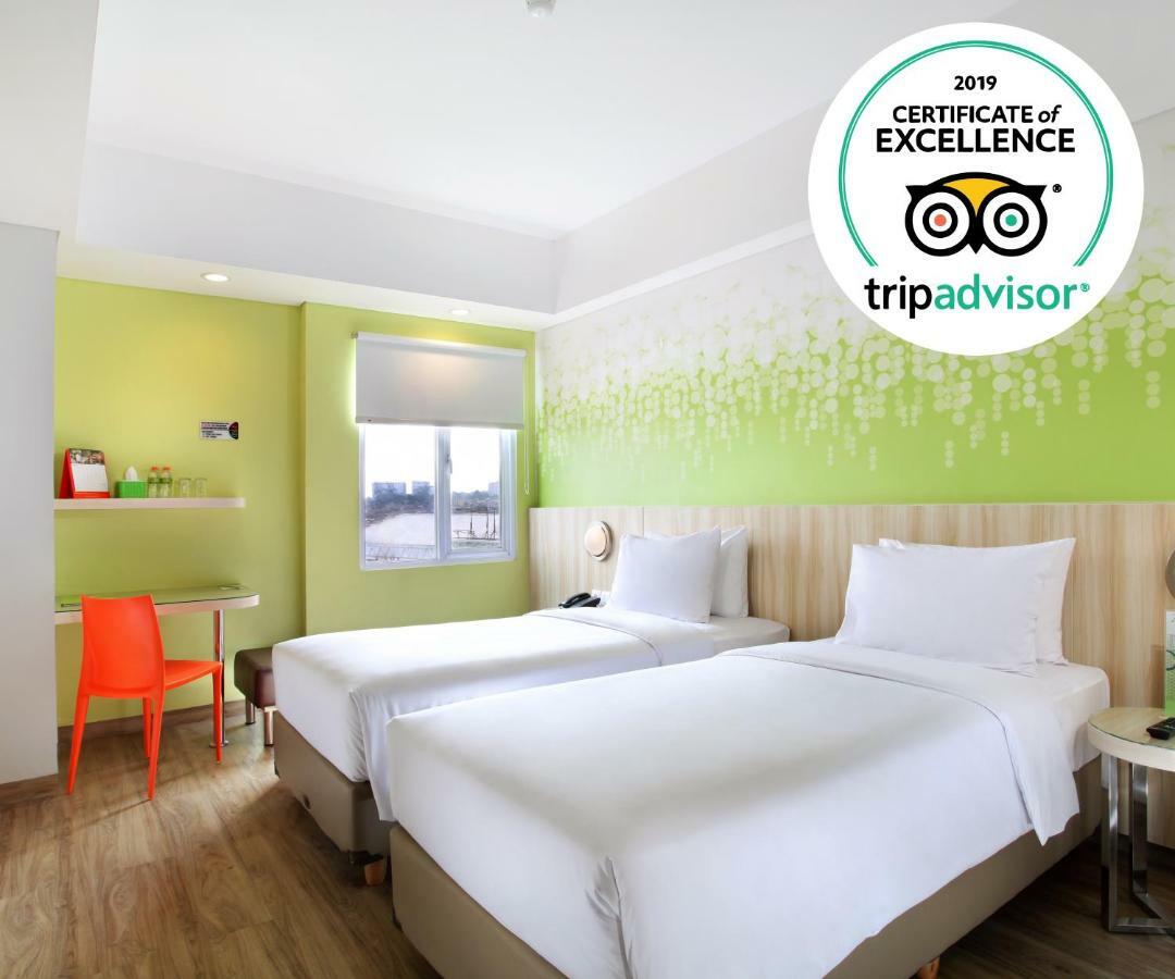 Zest Sukajadi Bandung By Swiss-Belhotel International Екстериор снимка